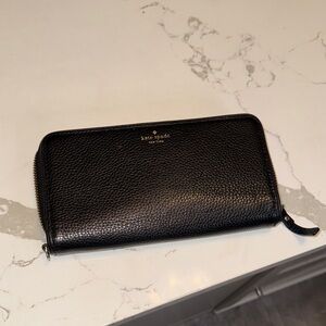 Kate Spade Black Textured Wallet